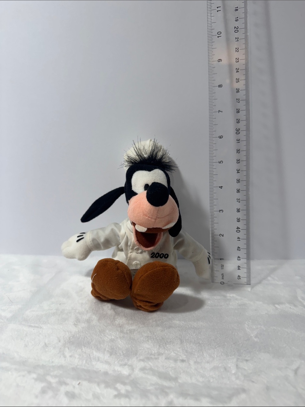 Rare 2000 Chef Goofy Disneyland Disney bean bag Plush